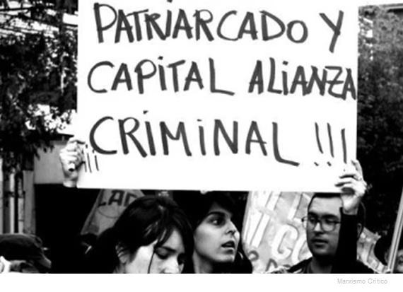 Foto en blanco y negro de una persona con un texto en blanco

Descripción generada automáticamente con confianza media